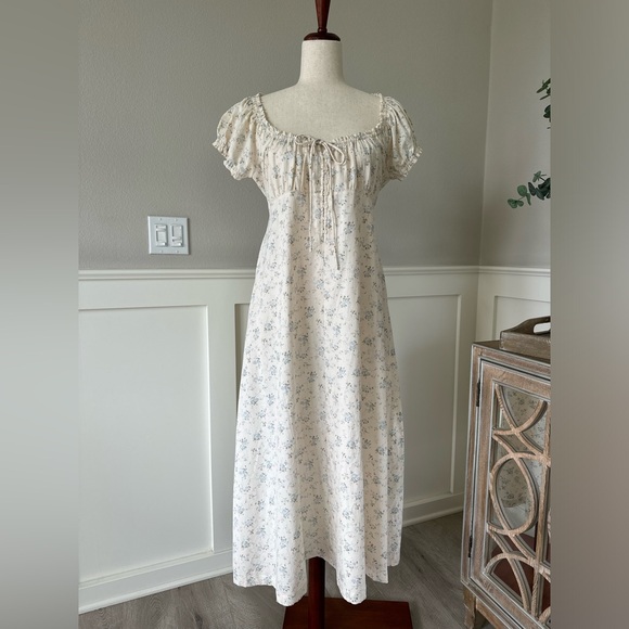 Worth Collective Marley Floral Print Cottage Midi Dress Ivory Blue Sz M - Picture 2 of 14